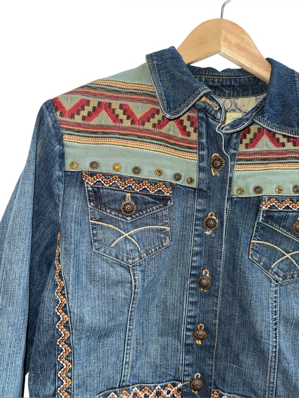 Coldwater Creek Embroidered Denim Jacket L Boho Western Aztec Studded Jean Coat - Picture 4 of 12